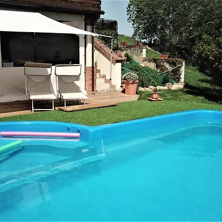 For 3 In Charmy Villa Castelplanio