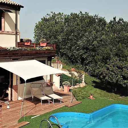 For 3 In Charmy Villa Castelplanio